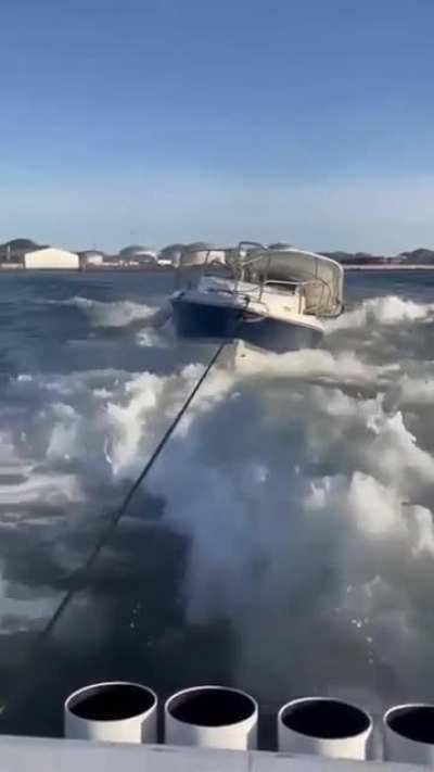 Crazy video of a whale breaching off the Gulf of California waters in Sinaloa, Mexico landing on a boat. Crushed and flipped the boat under, ejecting all on board. Everyone was ok