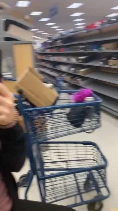 Quick little flash, just trying to be as sneaky as possible 😇