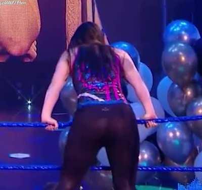 Nikki Cross