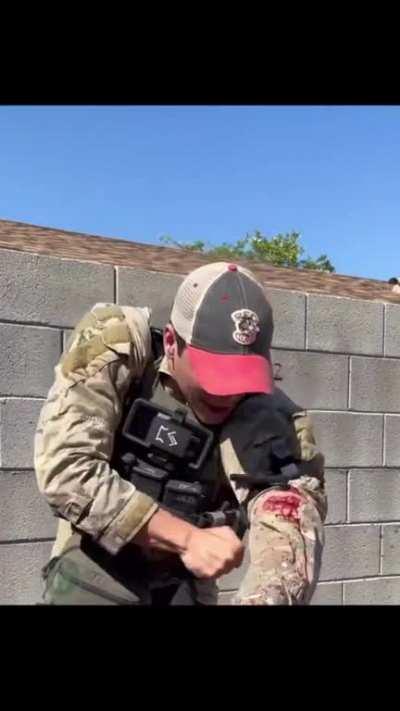 Single-handed Tourniquet Application