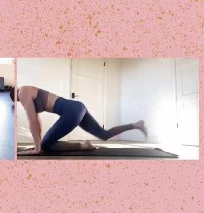 Brie working out 🍑