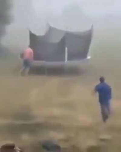 my trampoline people need me