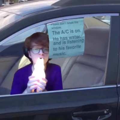 Does anyone know where this is from??? Also Robbie looks so cute 😭