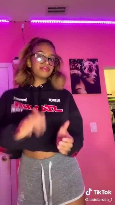 Simple dance to reel them in