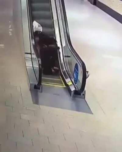 WCGW if u use escalators drunk