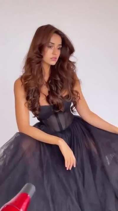 Another day, another reason to stroke our dicks for cum whore Disha Patani 🔥🍆💦🔥🍆💦