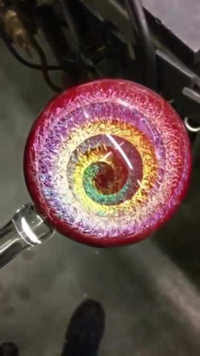 A dichroic vortex