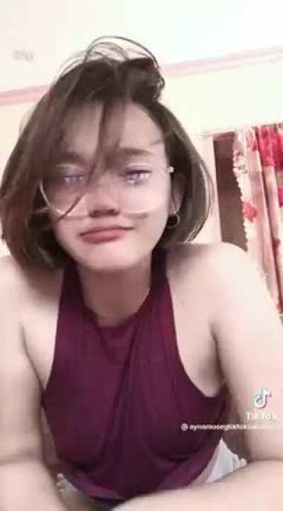 Eto muna pag umay na kayo sa boobs.