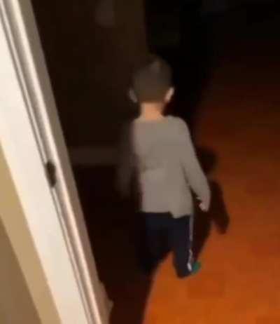 Kid discovered shadow
