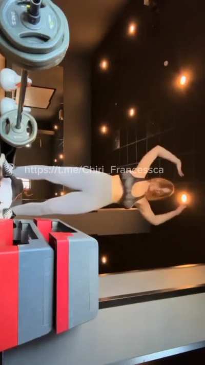 Leave your upvote and a positive message for more free subscription content in the community.