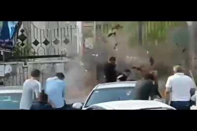 two guys attempt to stop a suicide bomber...(ends badly)