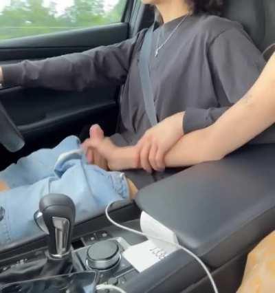 i think we should go on a road trip together 😋