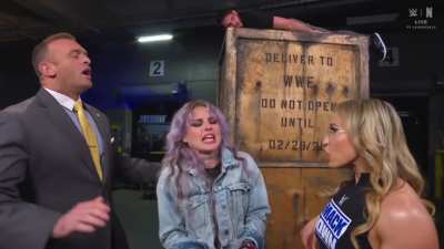 Tonight On WWE Friday Night SmackDown: Candice LeRae doesn't like Jordynne Grace interrupting her or disrespecting her husband!