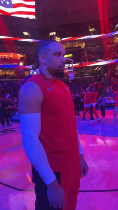 [Highlight] Dillon the Villain stares down his old team before dropping 26 on them