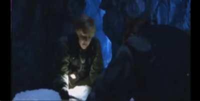 Hilarious Amanda Tapping blooper. Love RDAs reaction too.