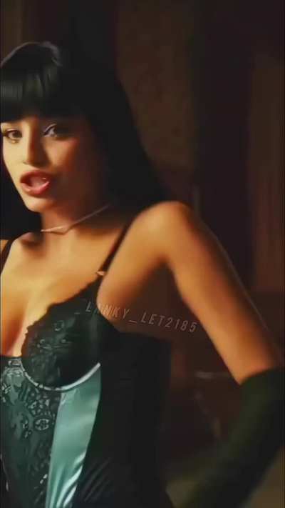 Diviértanse con Emilia muchachos ♥