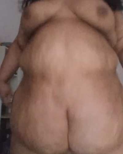 A thick girl to play with 