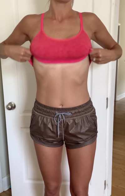 Dropping my titties for you.