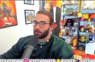 How I feel after looking at Whoredick’s new skin