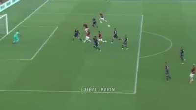 Someone made this amazing montage of Carajanoglu, and I just wanted to share it y'all.