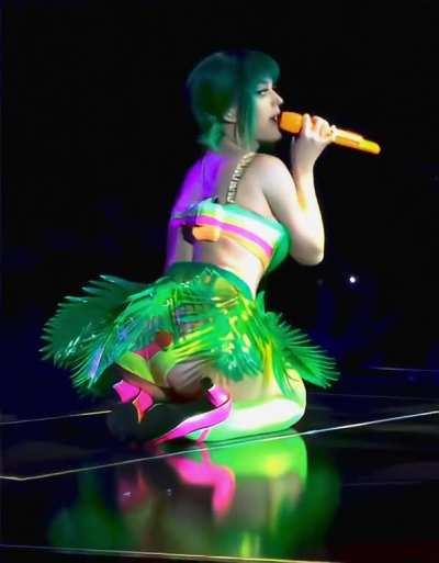 Prismatic Tour Booty - Enhanced