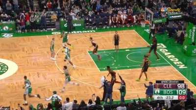 [Highlight] Joe Johnson scores his first bucket back in the NBA