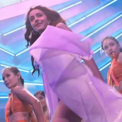 Next to Heaven would we feel Ananya Pandey's jiggling thighs when we lift and carry fuck this Fuckdoll