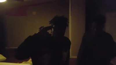 ski mask freestyles whilst thot is being fucked in the background