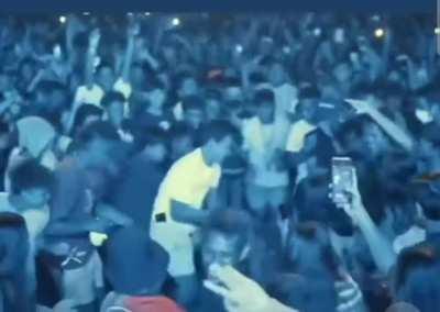 WCGW if you believe everyone is your fan