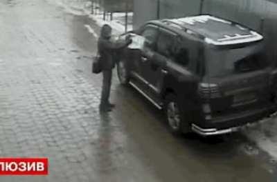 When having bulletproof windows finally paid off