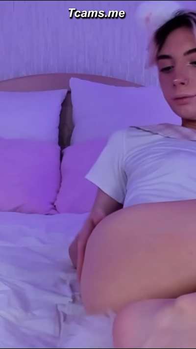 Barefoot all throughout the holidays woohoo