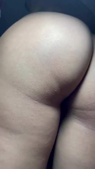 Are Mexican girls your favorite Latinas?