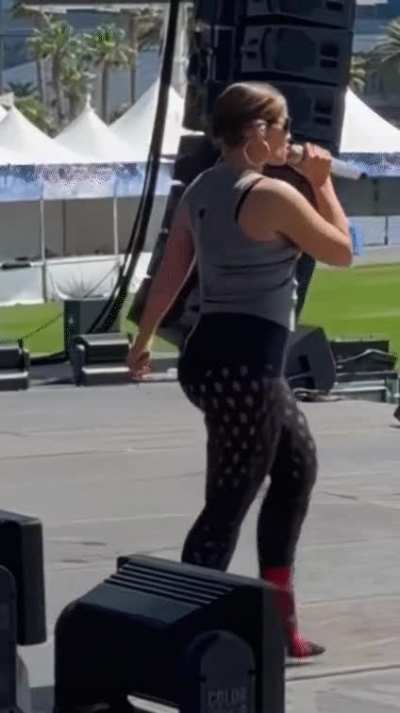 Nelly Furtado rehearsal for Lovers and Friends festival