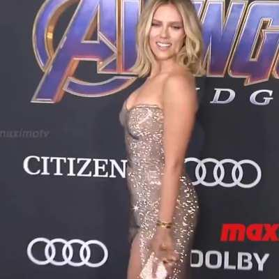 After seeing this gif again of Scarlett Johansson showing off her big ass, I can't stop fantasizing about the idea of her showing off and shaking her fat ass in her tight Black Widow costume for all her horny fanboys, all as we stroke and nut