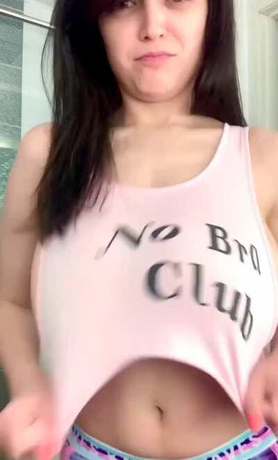 No Bra Club [Drop]