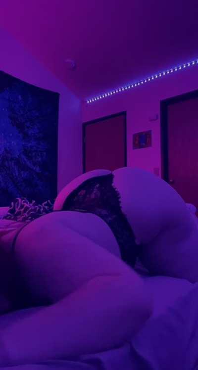 I want a bbc train ran on me