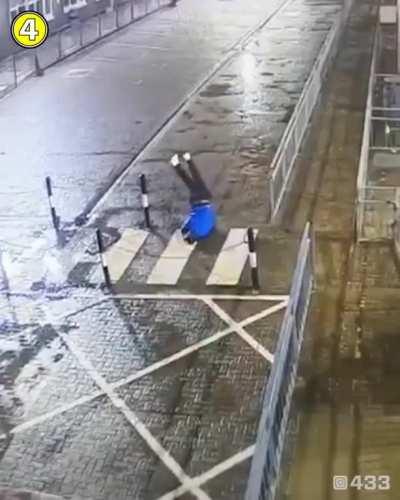 Just found this screencap. Seems like the engine could use a bit more work.