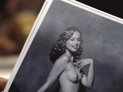 Ana de Armas hot topless scene in Blonde (2022) - from 4k release, zoom, slow-mo