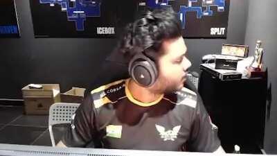 How to dodge flash by YT:Excali