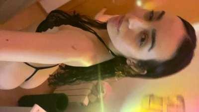 My ass gives an applause when I see a boner