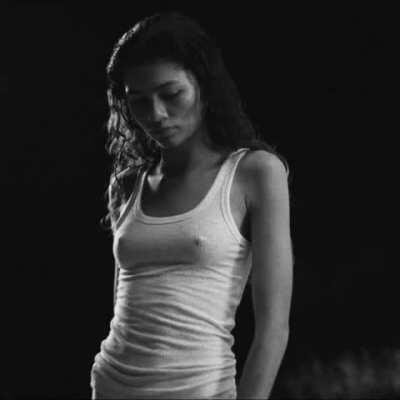 Zendaya teasing her nipples in her new movie