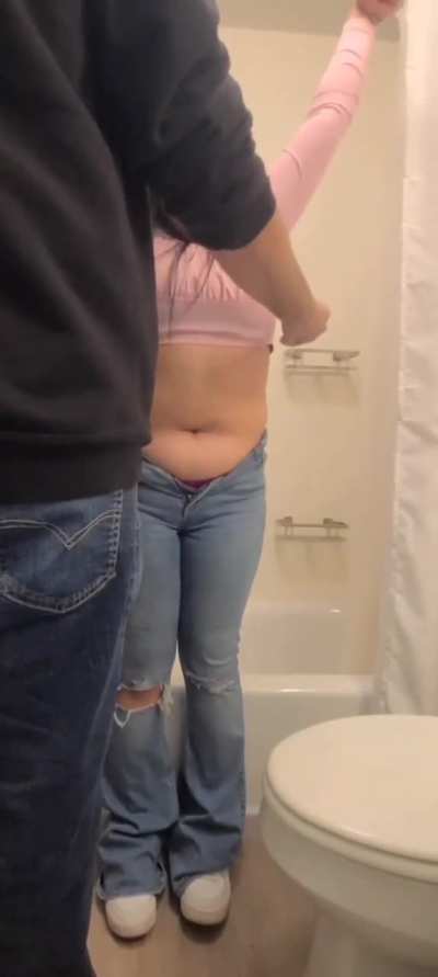 Shaylah Bellybutton Tickle