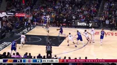 [Highlight] Ty Lue draws up a beautiful ATO to get Terance Mann an open dunk off a fake handoff