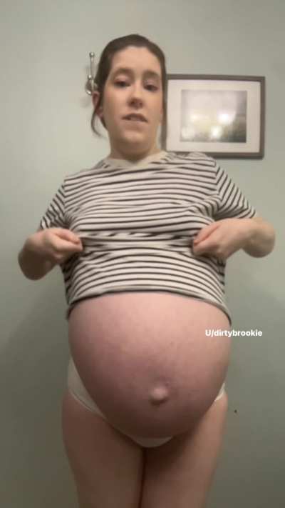 Omg! I’m ready to POP! Wanna help a preggo go into labor? 🍆💦