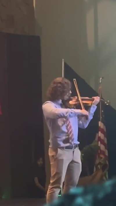 My first ever live performance I was so nervous 😭