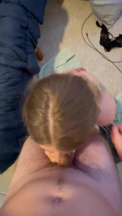 I would try and come up with a clever Christmas caption but I do this everyday anyway 😜