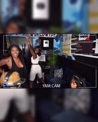 Yaya had tiny mesmerized 😭