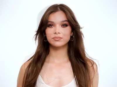 Hailee Steinfeld