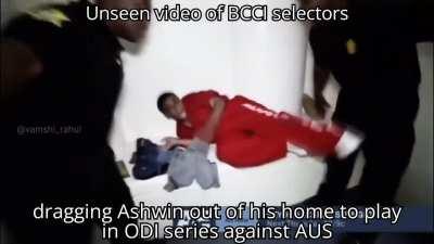 Ash : Are Bhai par main apna last ODI khelke 20 months ho gaye. Mujhe kyu bula rahe ho?
BCCI selectors : Chup chap khelne nikal.