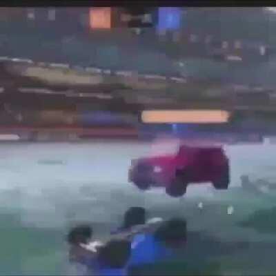 Jajaja noo rayo macuin